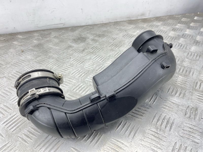 Патрубок повітряного фільтра K2G39F805DA Ford Edge