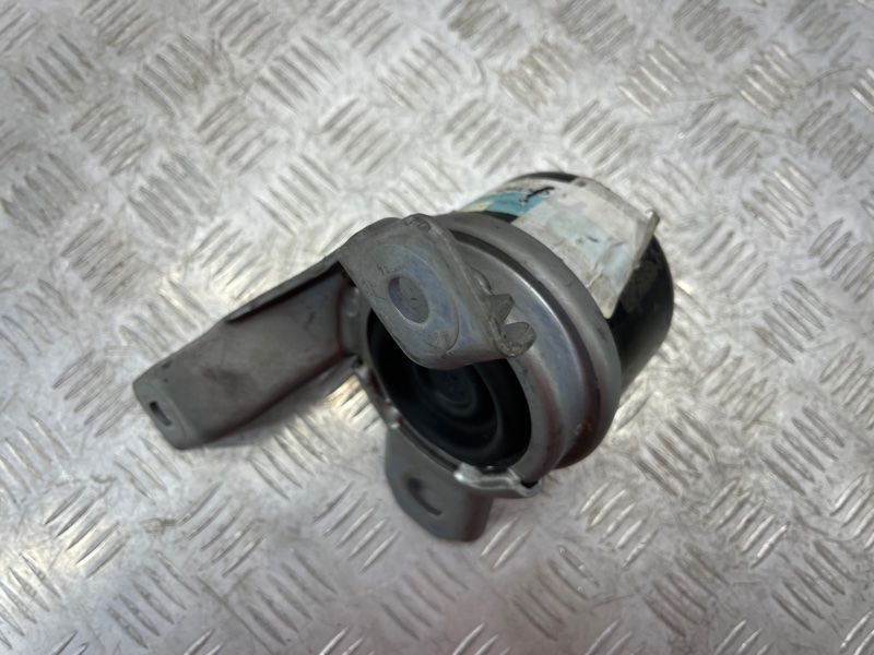 Опора / подушка двигуна 31257674 Volvo XC60