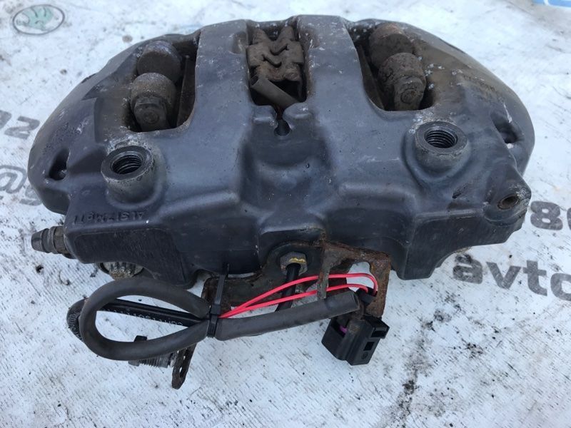 Суппорт тормозной 7P0615423 Volkswagen Touareg