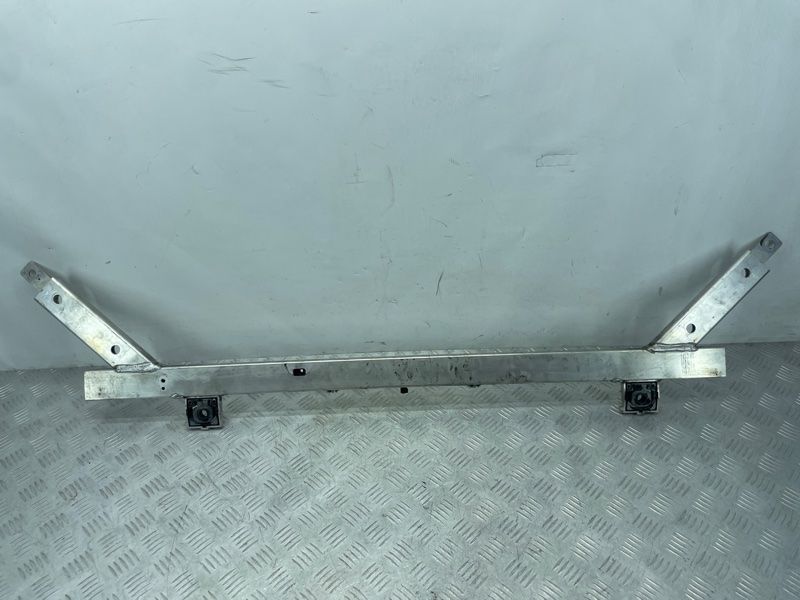 Поперечина 31425937 Volvo XC90