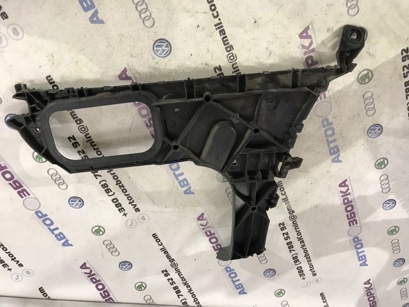 Направляющая / Крепление / Кронштейн бампера 4l0807454 Ford Edge