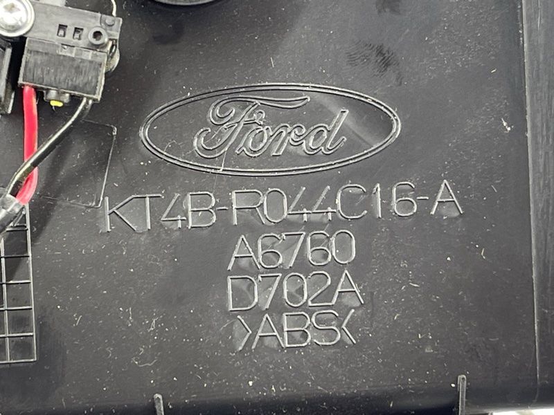 Бардачок / Вещевой ящик KT4BR044C16A Ford Edge
