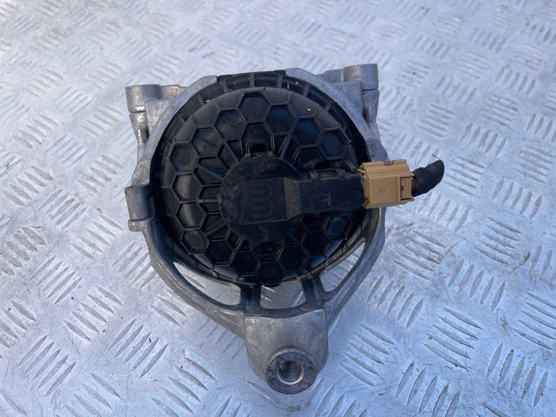 Опора / подушка двигуна 4M0199372FE Audi Q7