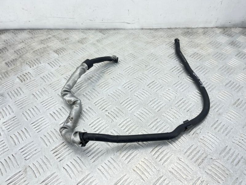 Шланг системи охолодження 7L6122447AT Volkswagen Touareg