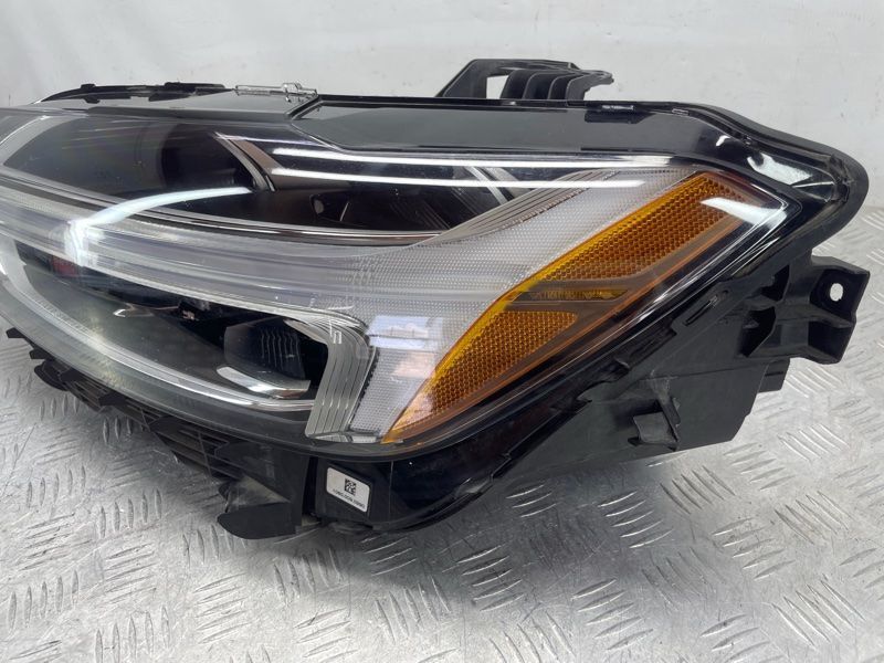 Фара FULL LED 31108602 Volvo XC60