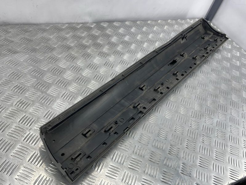 Накладка дверей 4L0853959H Audi Q7