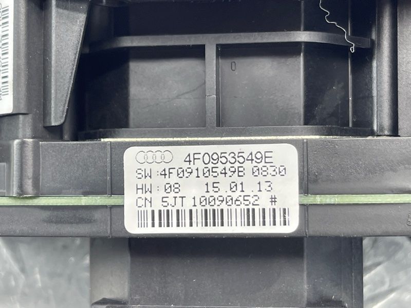 Блок подрулевых переключателей 4F0953549E Audi Q7