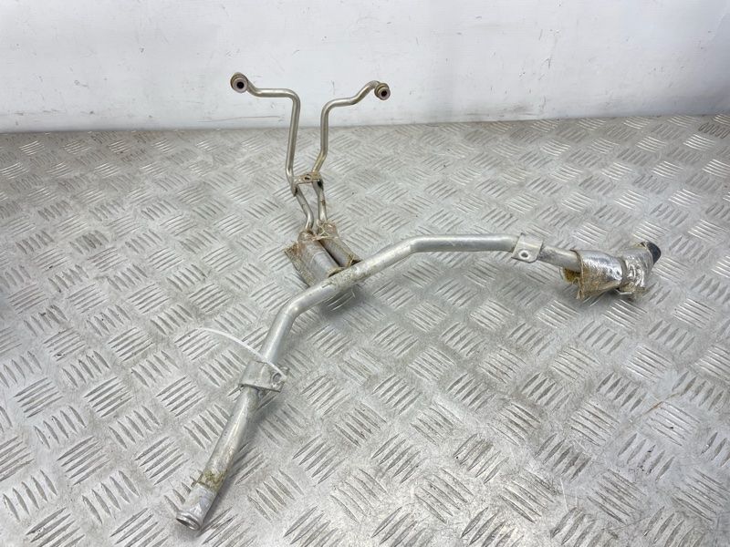 Трубка воды 079121070CL Audi S8