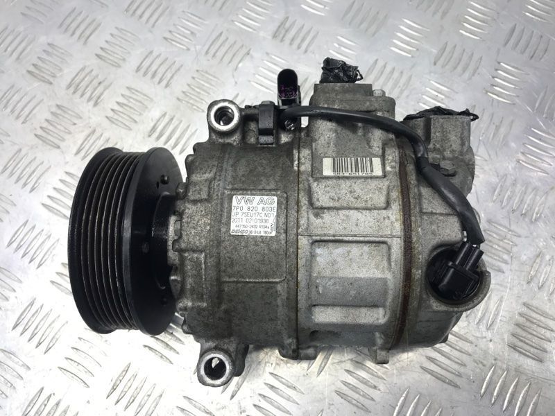 Компресор кондиціонера 7P0820803E Audi Touareg Audi Q7