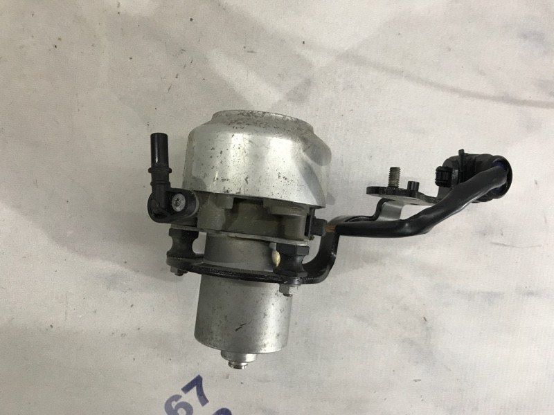 Электро вакуумный насос тормозной системы 5Q0612181 Volkswagen Jetta