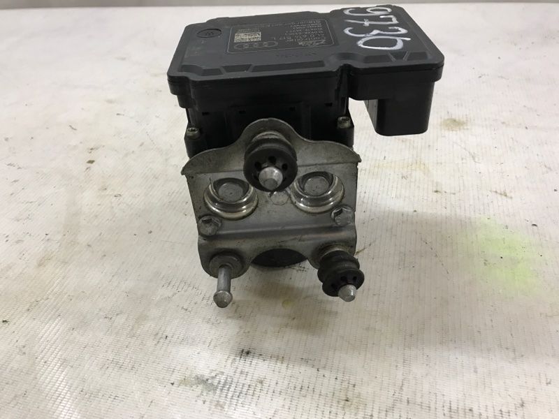Блок ABS 4L0614517L Audi Q7