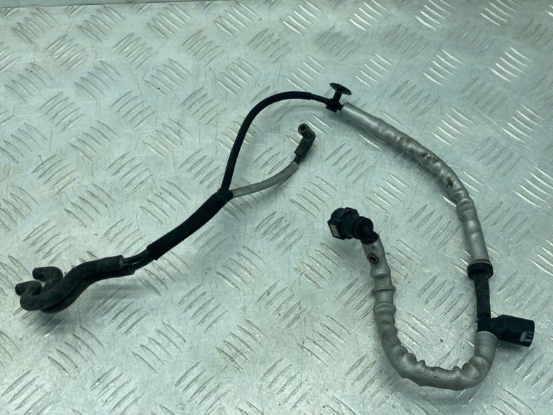 Вакуумний шланг 7P0133798H Volkswagen Touareg