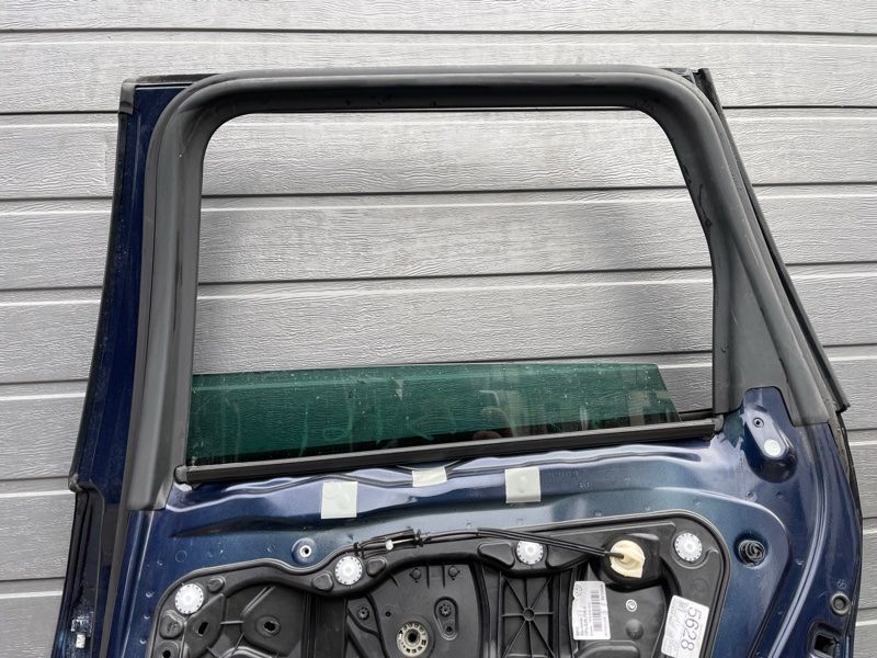 Двері Volkswagen Touareg
