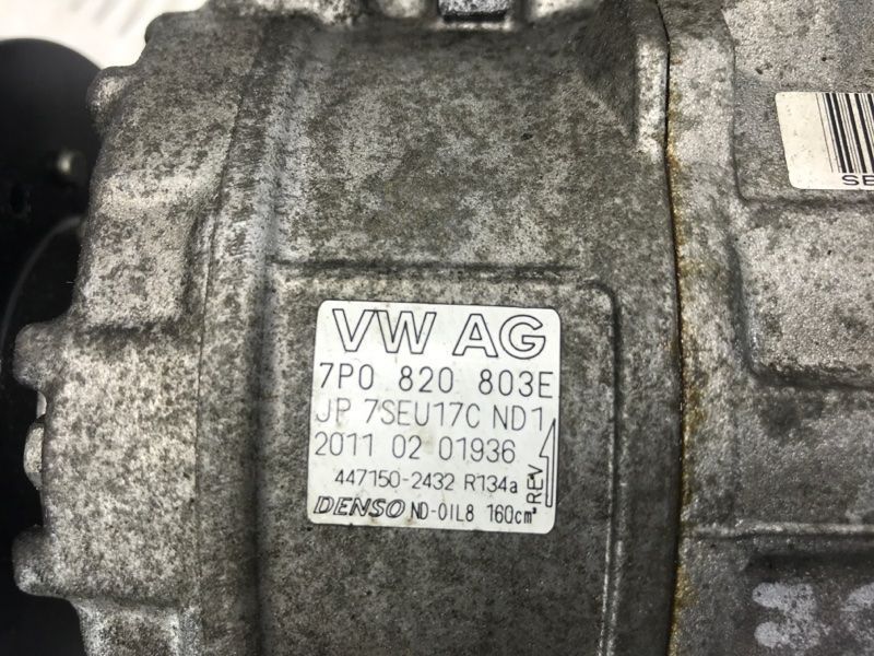 Компресор кондиціонера 7P0820803E Audi Touareg Audi Q7
