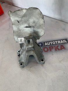 Опора / кронштейн двигуна 8K0199307BJ Audi A7