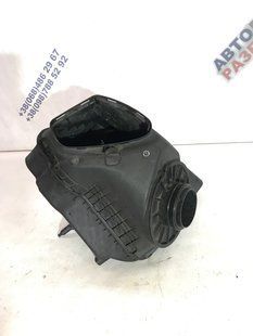 Корпус повітряного фільтра 4G0133836R Audi A6
