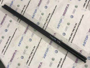 Молдинг стекла 5N0839429A Volkswagen Tiguan