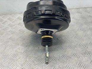 Вакуумный усилитель тормозов 8R0612103H Audi Q5