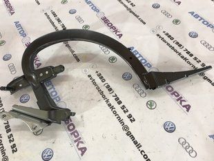 Петля кришки багажника 4G5827302B Audi A6