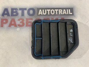 Решетка вентиляционная EM2BB280B63CB Ford Edge