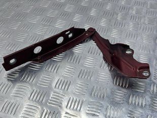 Петля капота 4G8823302E Audi A7