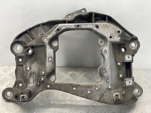Траверса коробки передач 4G0399263AC Audi A6