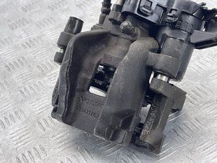 Суппорт тормозной 31471267 Volvo XC90