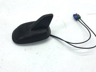 Aнтена плавник 3C0035507AB Volkswagen Touareg