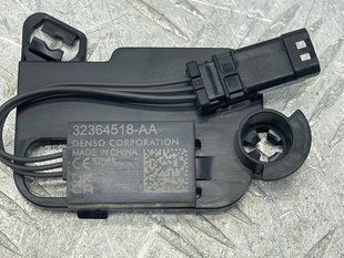 Модуль антени 32364518 Polestar 2