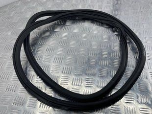 Ущільнювач дверей 4G5833721A Audi A6