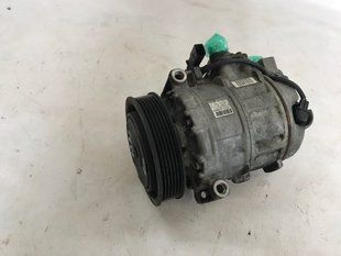 Компресор кондиціонера 4E0260805AR Audi Q7