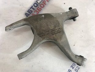 Рычаг задней подвески нижний 8R0505311F Audi A6
