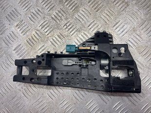Кронштейн ручки 4H0837886 Audi A7