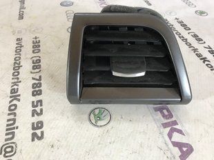 Дефлектор повітропроводу DS73F018B09B Ford Edge