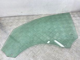 Скло дверей 8R0845201D Audi Q5