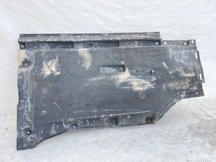 Облицювання днища 8W0825208B Audi A4
