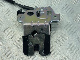 Замок кришки багажника 4H0827505A Audi A6