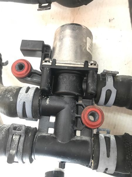 Клапан електромагнітний 4M0819067M Audi Q7