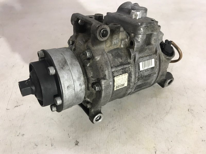 Компрессор кондиционера 4H0260805G Audi S6