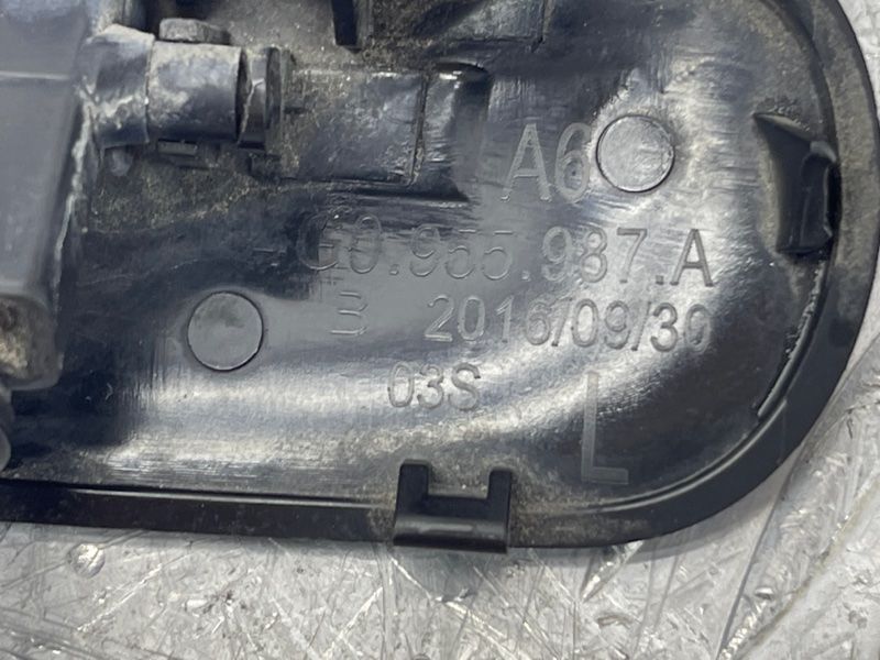 Форсунка омывателя лобового стекла 4G0955987A Audi Q7