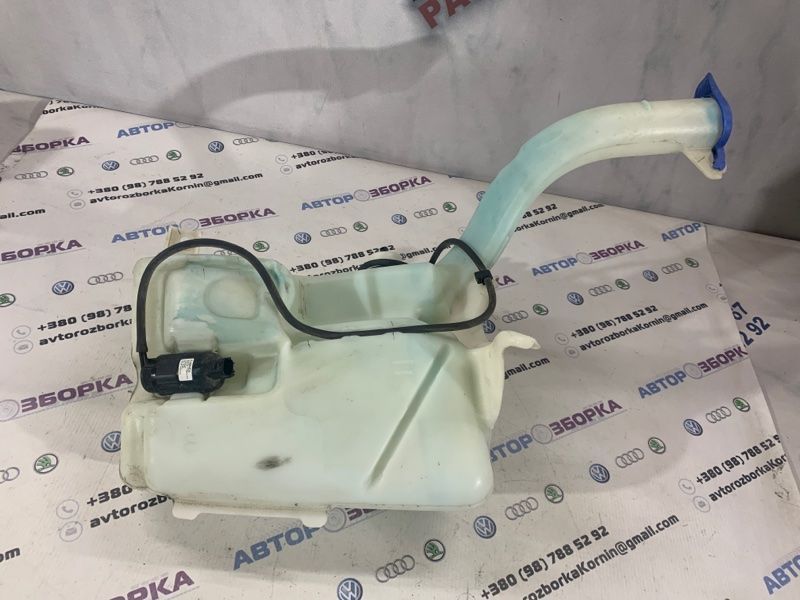 Бачок омывателя стекла DS7317B613BC Ford Fusion