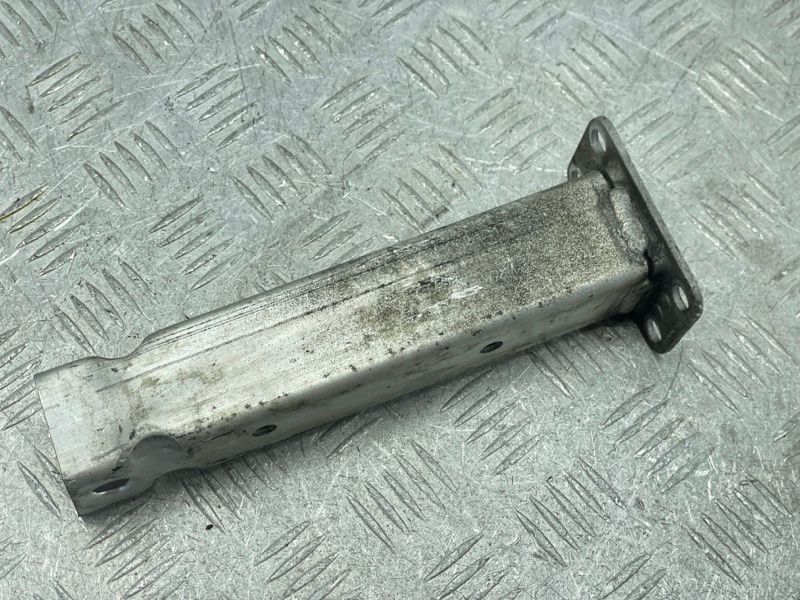 Лонжерон передний нижний правый 4M0802038A Audi Q7 Audi Q7, Audi Q8, Audi RS Q8, Audi SQ7, Audi SQ8
