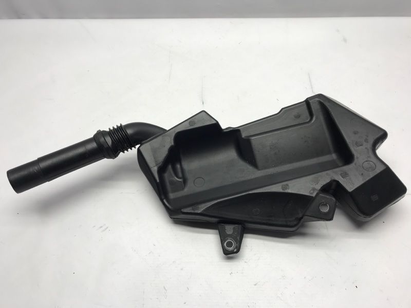 Заливная горловина бачка стеклоомывателя 4G1955462A Audi A6 Audi A6, Audi A7, Audi RS7, Audi S6, Audi S7