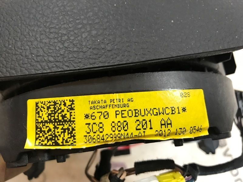 Подушка в кермо / airbag 3C8880201AA Volkswagen CC