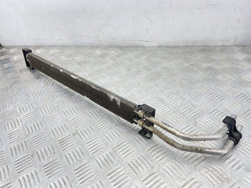 Масляний радіатор 7P0422885B Volkswagen Touareg