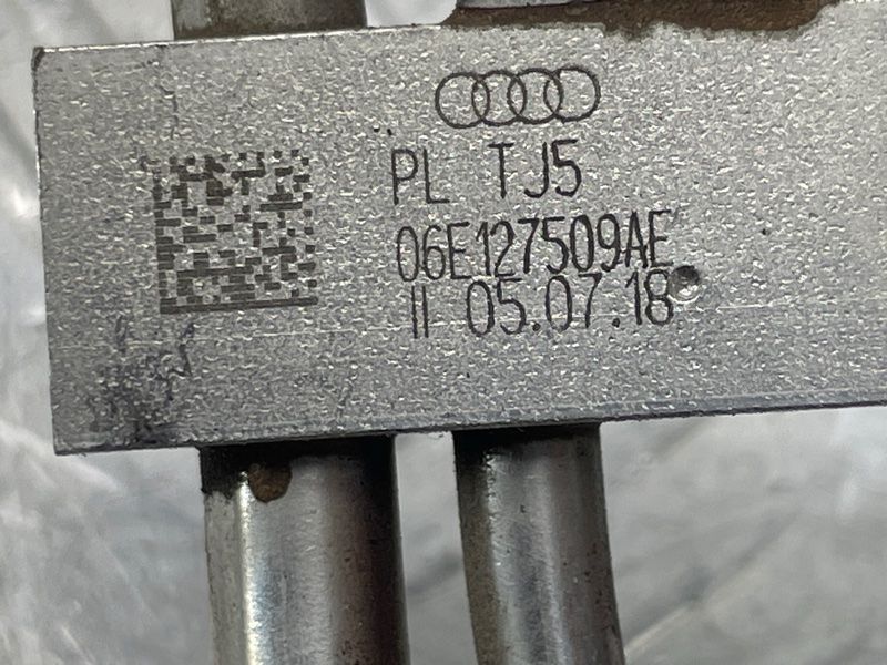 Топливопровод 06E127501AN Audi Q7