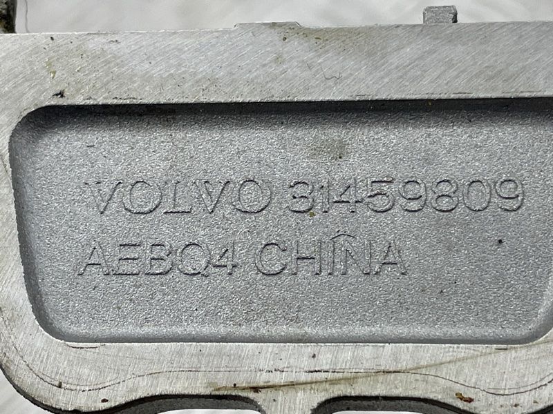 Кронштейн 31459908 Volvo XC90