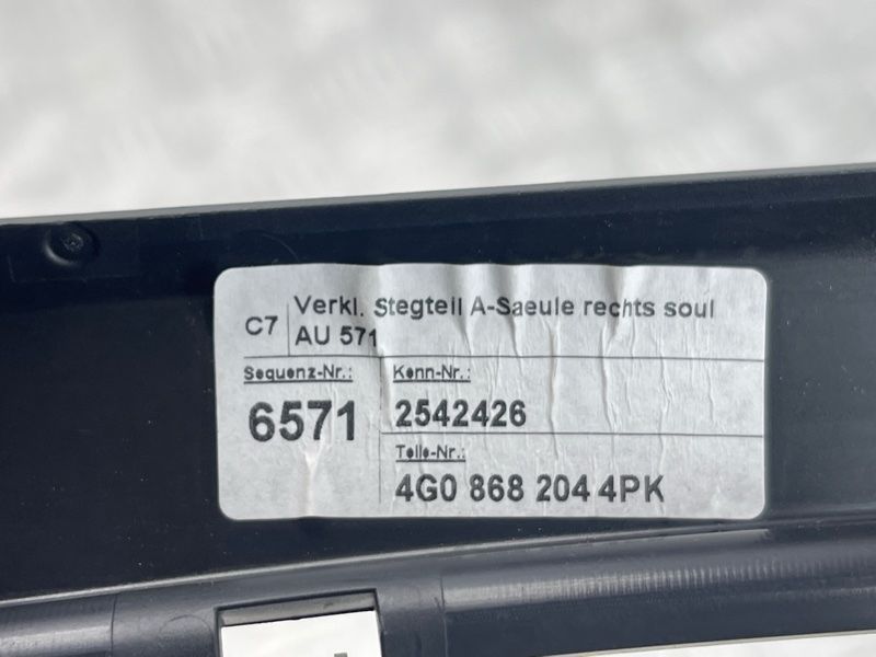 Облицювання стійки 4G08682044PK Audi A6