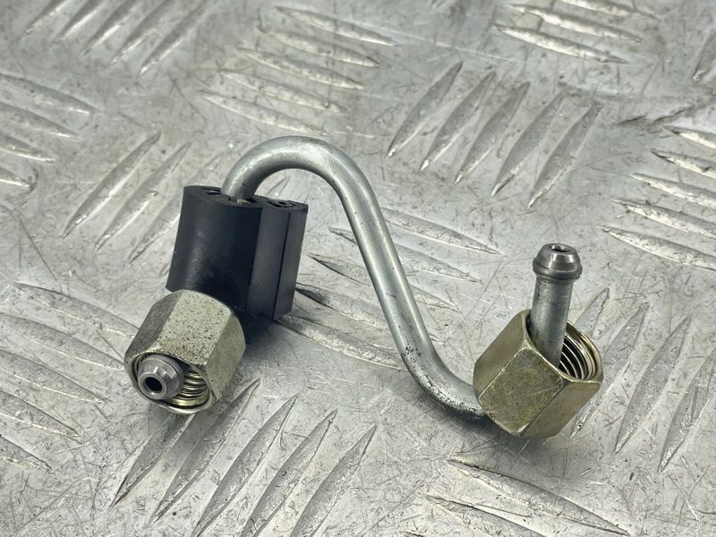 Трубка паливна 03L301T Volkswagen Tiguan