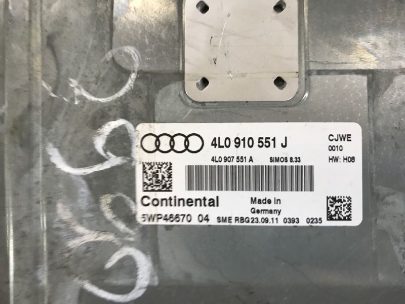 Блок управления двигателем 4L0910551J Audi Q7